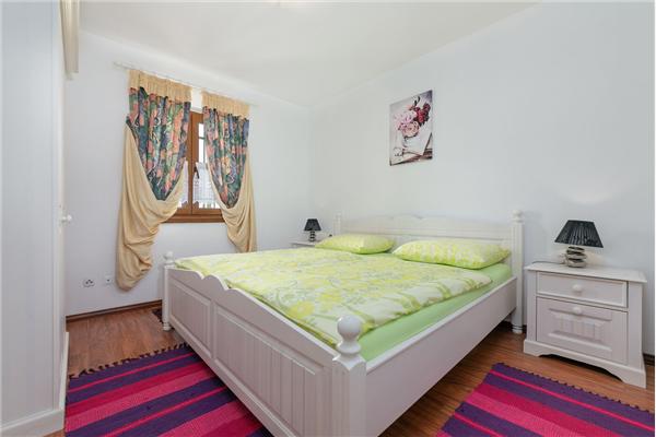 House K1, for 8 persons