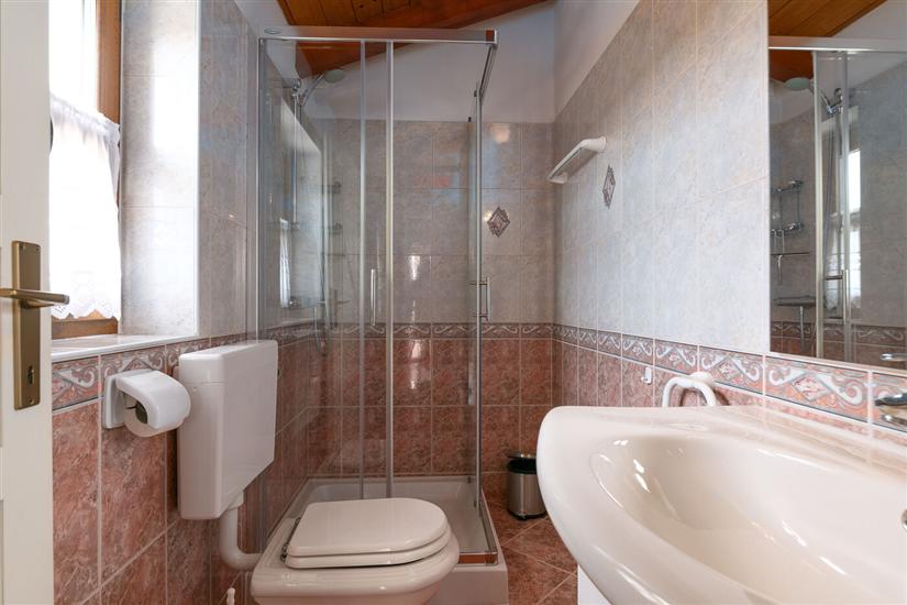 House K1, for 8 persons