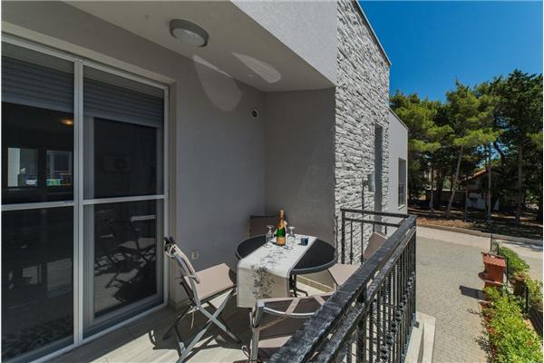 Apartment A2, for 6 persons