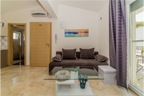 Apartment A2, for 6 persons