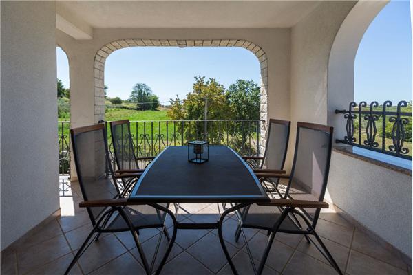 Apartment A1, for 6 persons