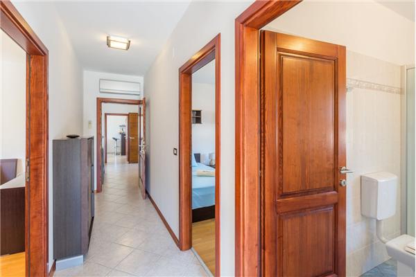 Apartment A1, for 6 persons