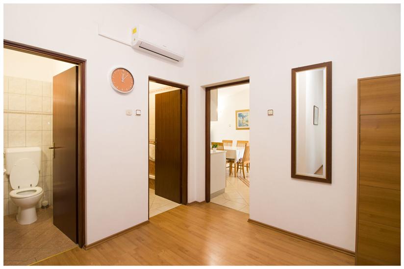 Apartment A2, for 5 persons