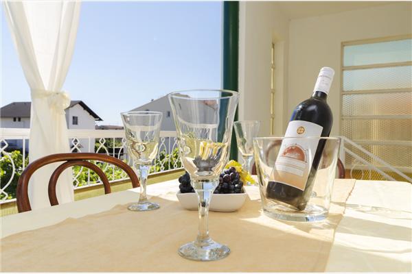 Apartment A1, for 5 persons