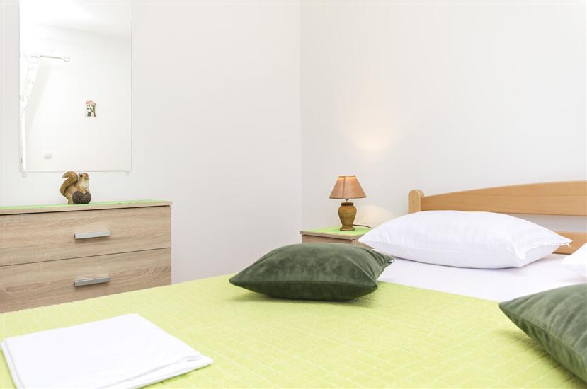 Apartment A1, for 5 persons