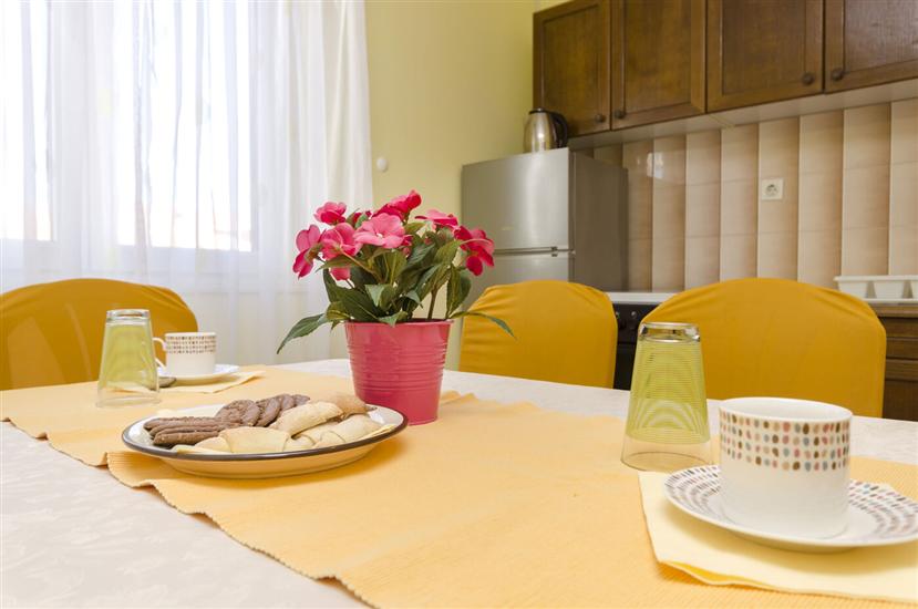 Apartment A1, for 5 persons