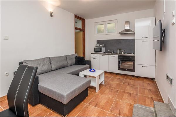 Apartment A1, for 5 persons