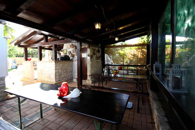 Apartmaj Residence Lili 2 s bazenom