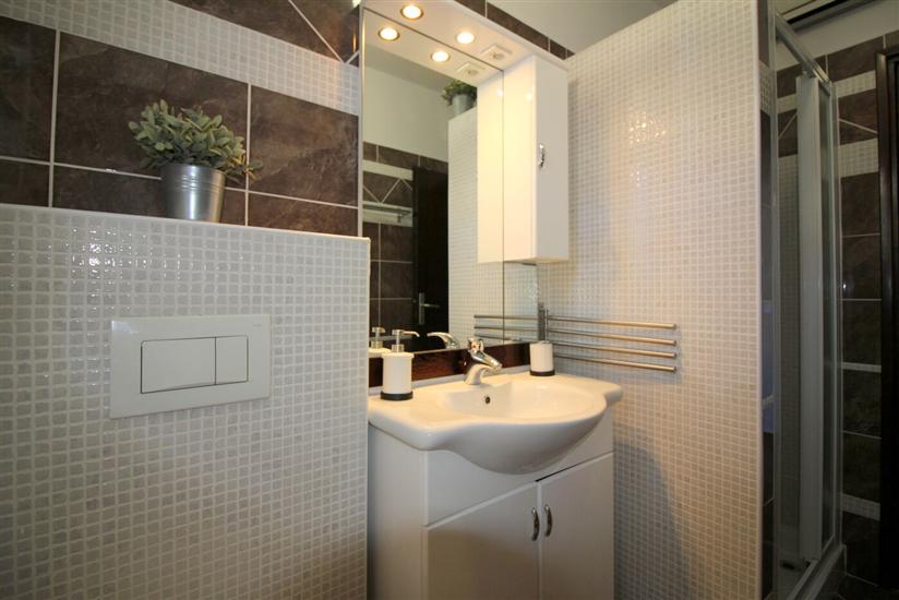 Apartman A1, na 5 osebe