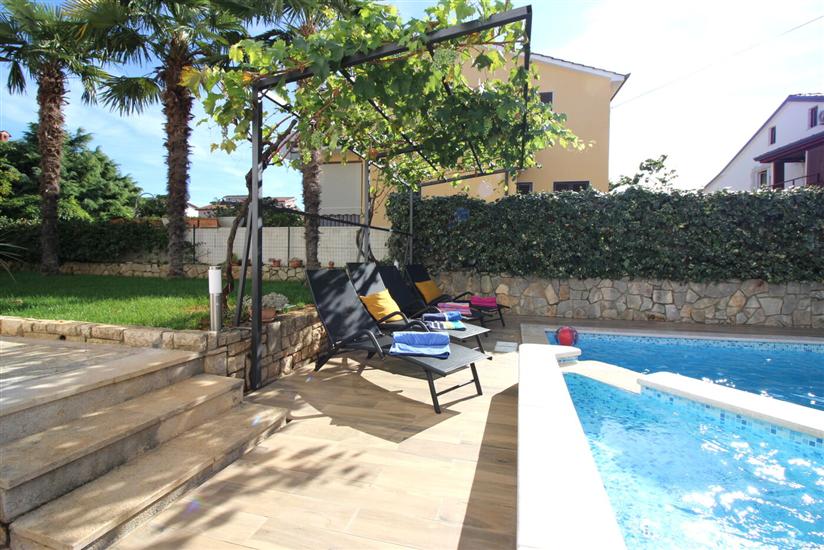 Apartmaj Residence Lili 4 s bazenom