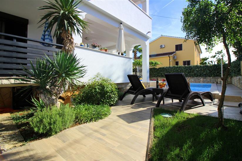 Apartmaj Residence Lili 4 s bazenom