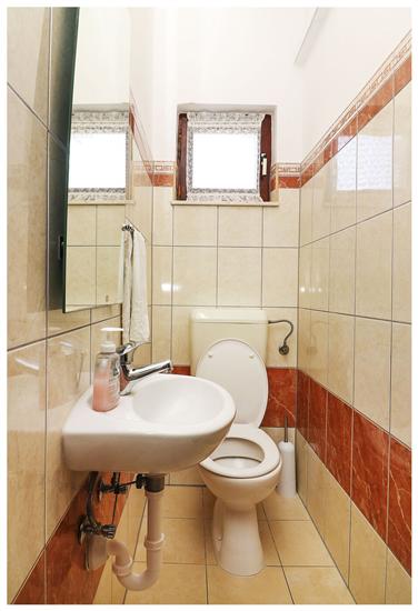 Apartment A1, for 5 persons