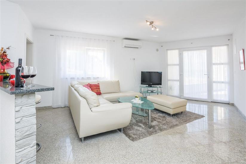 Apartment A2, for 4 persons