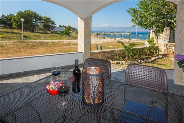 Apartment A2, for 4 persons