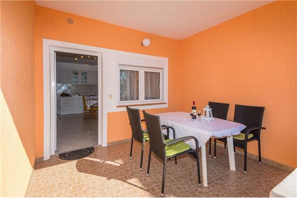 Apartment A2, for 4 persons