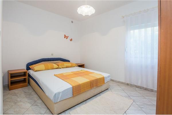 Apartment A2, for 4 persons