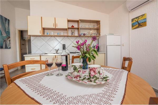 Apartment A4, for 4 persons
