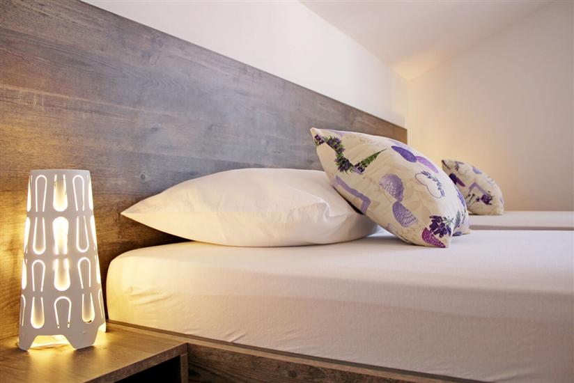 House K1, for 12 persons