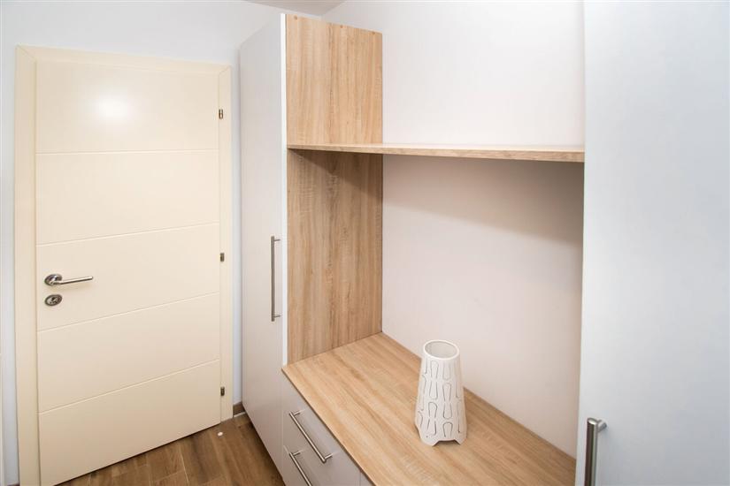 House K1, for 12 persons