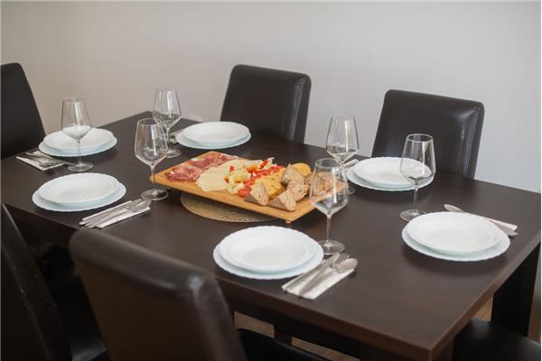 House K1, for 12 persons