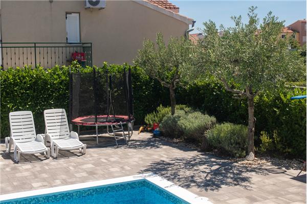 House K1, for 12 persons