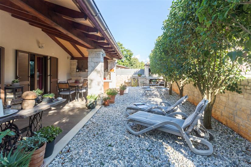 Villa Crystal s bazenom