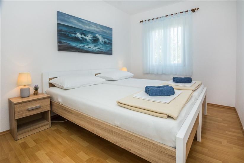 Apartment A1, for 6 persons