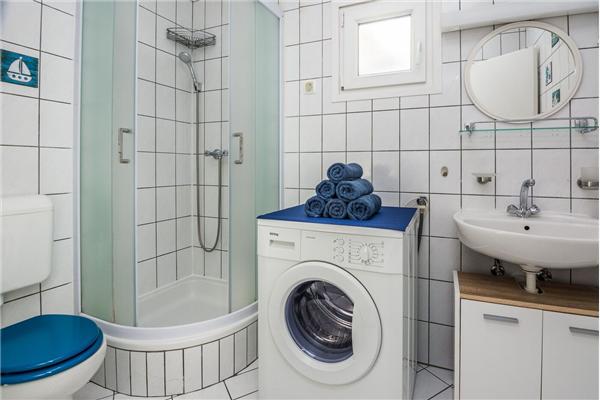 Apartment A1, for 6 persons