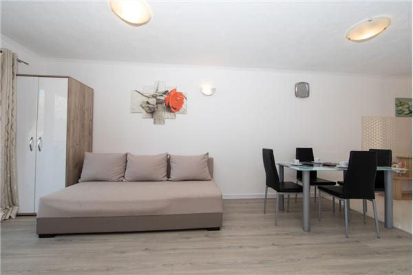 Apartment A2, for 4 persons