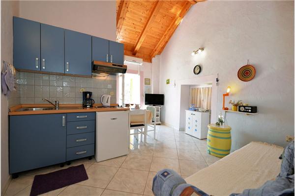 Apartment A2, for 3 persons