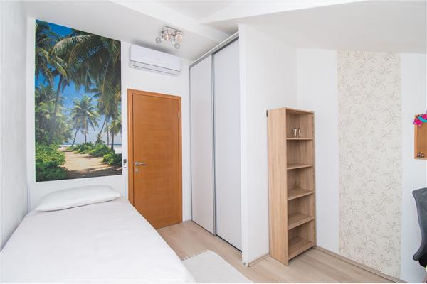 House K1, for 9 persons