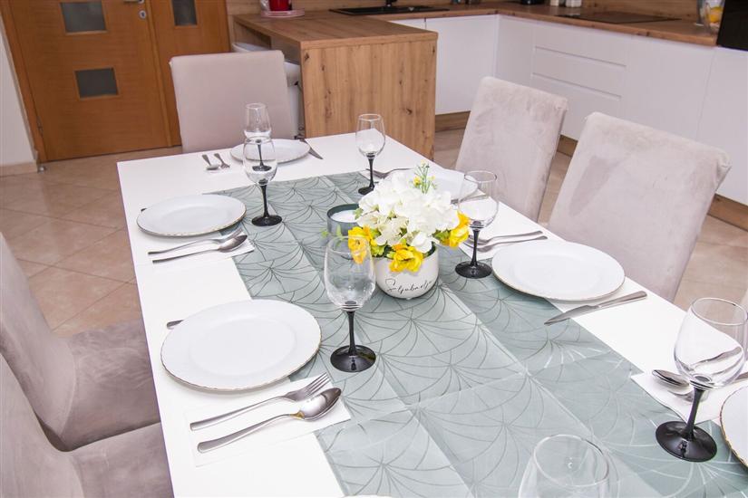 House K1, for 9 persons