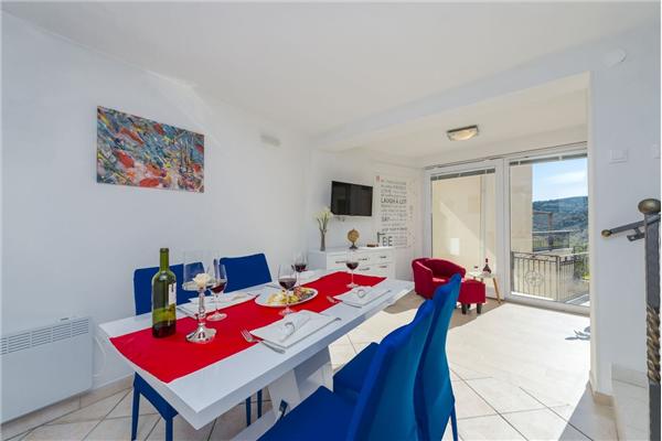 House K1, for 8 persons