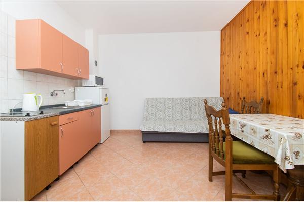 Apartment A1, for 3 persons