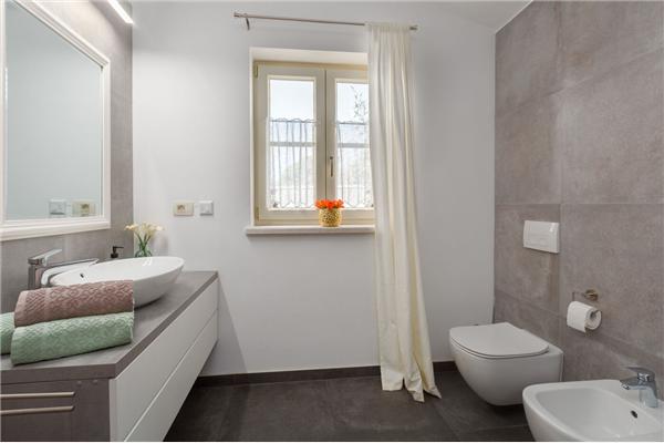 Hiša K1, na 6 osebe