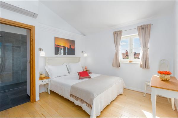 Hiša K1, na 6 osebe