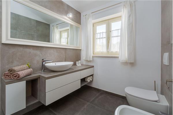 Hiša K1, na 6 osebe