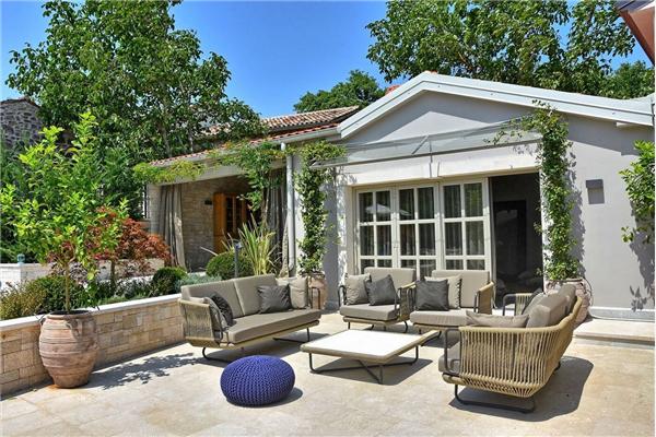 House K1, for 10 persons