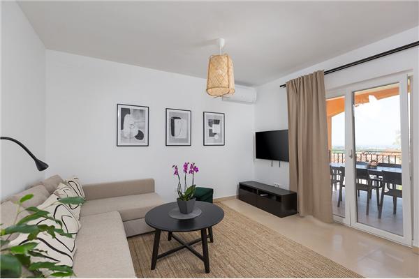 House K1, for 10 persons