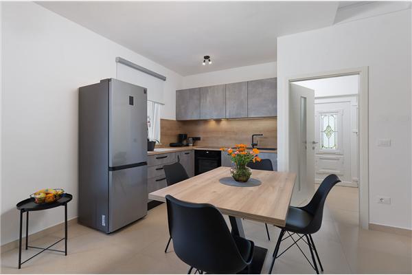 House K1, for 10 persons