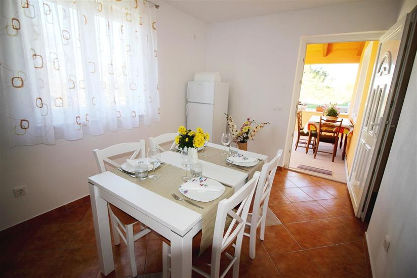 House K1, for 10 persons