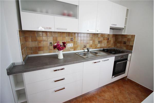 House K1, for 10 persons