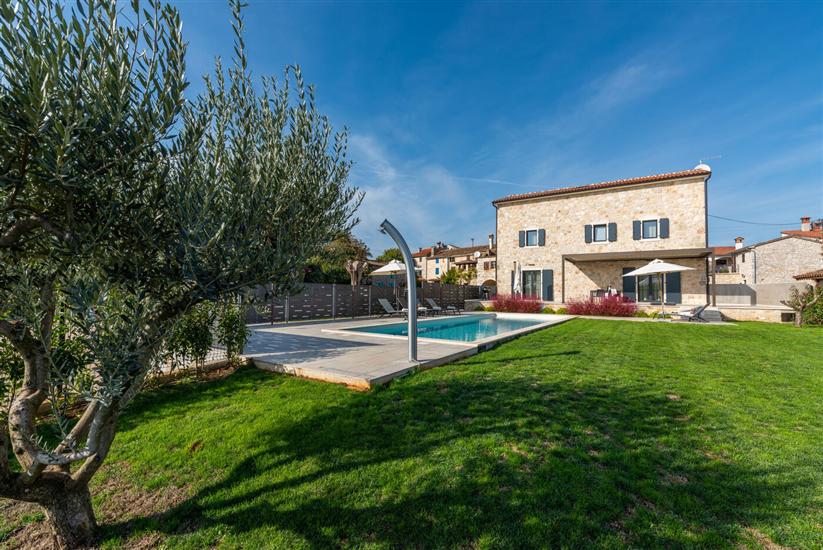 Villa Daniela s bazenom