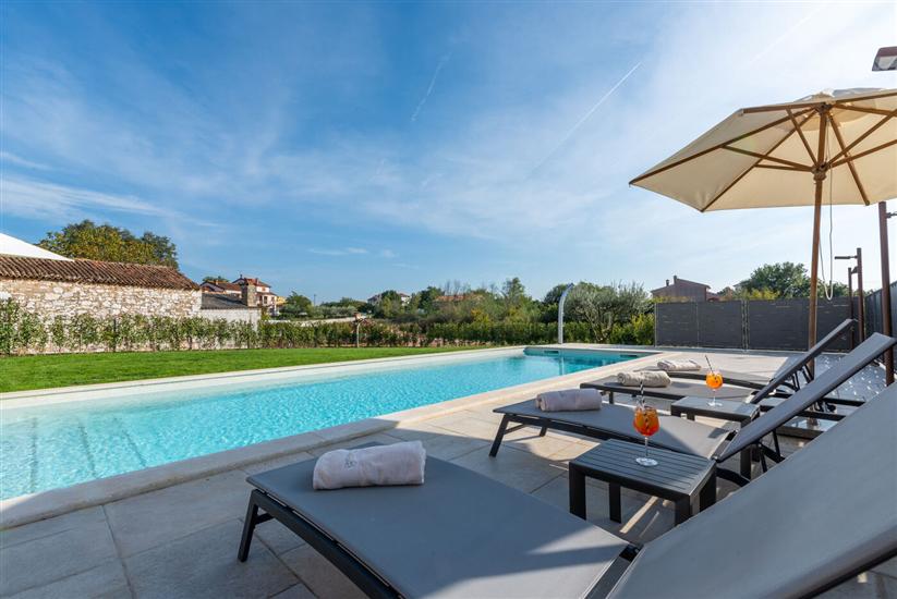 Villa Daniela s bazenom