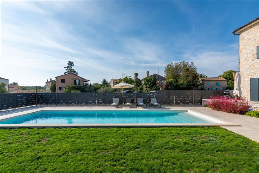 Villa Daniela s bazenom