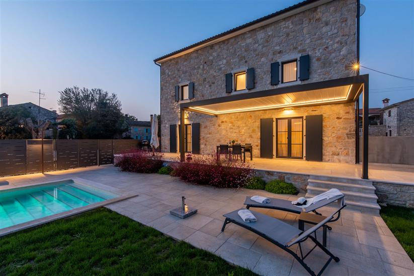 Villa Daniela s bazenom