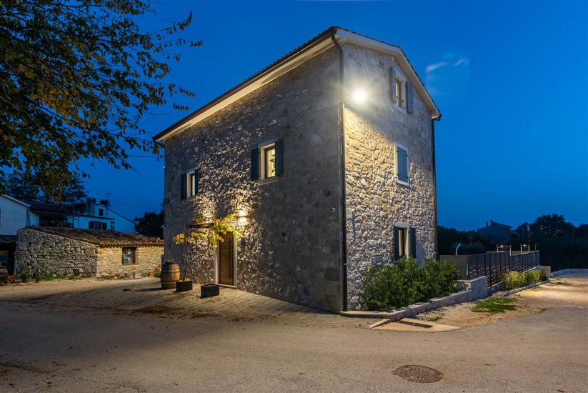 Villa Daniela s bazenom