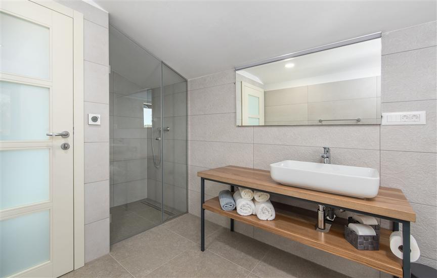 House K1, for 6 persons