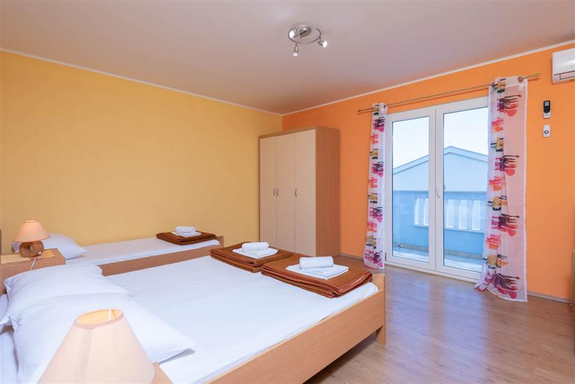 Apartment A2, for 4 persons