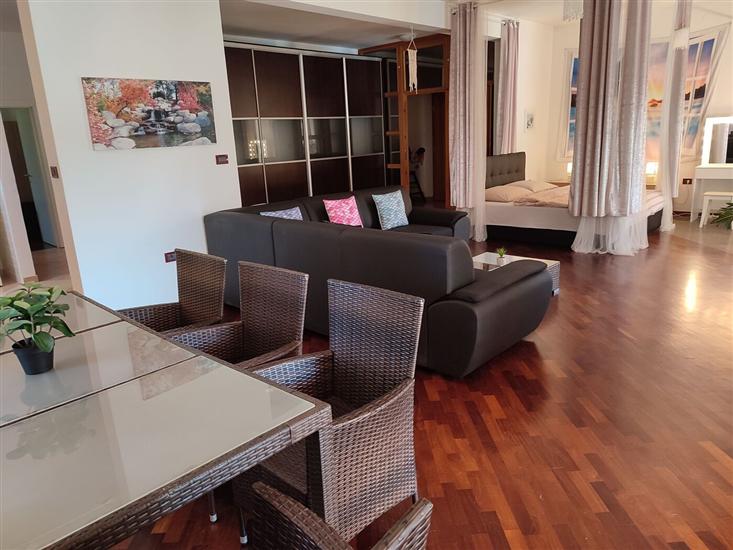 House K1, for 6 persons